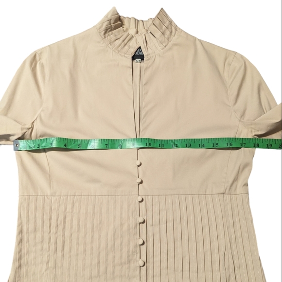 Akris Pleated Button Down Shirt - Picture 3 of 9